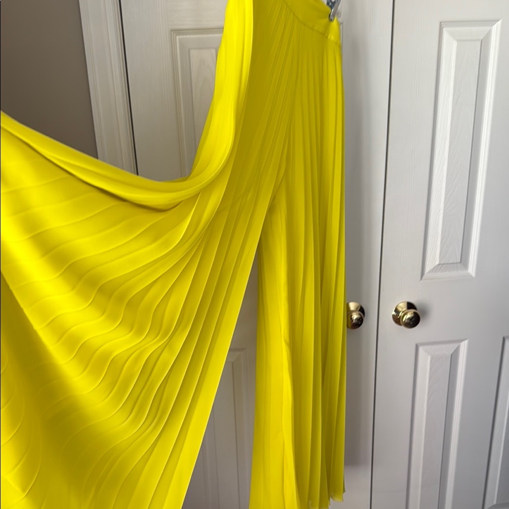 Vibrant Yellow Pleated Women's Pants